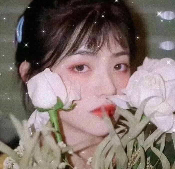 愿郎再吻妾朱唇